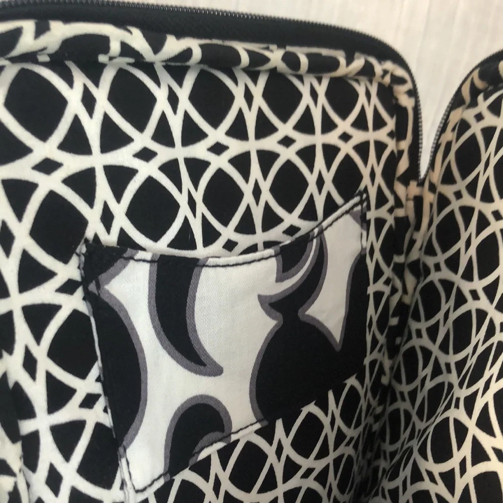 VERA BRADLEY E-Reader Sleeve Night & Day zip padded black & white paisley NWT